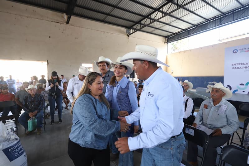 SEDEA entrega más de 43 toneladas de maíz en Landa de Matamoros