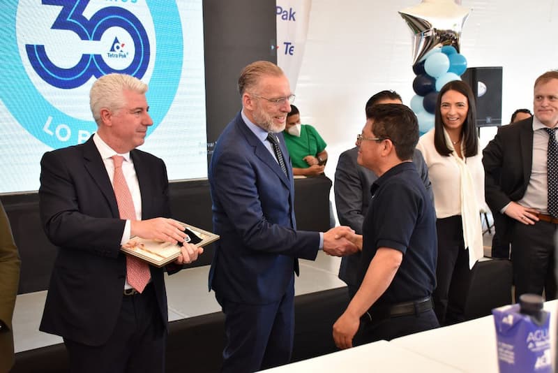 SEDESU asistió al 30 aniversario de empresa Tetra Pak en Querétaro