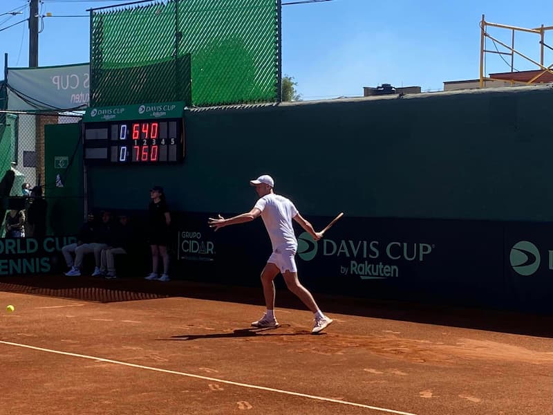 Tenista queretano representa a México en Copa Davis