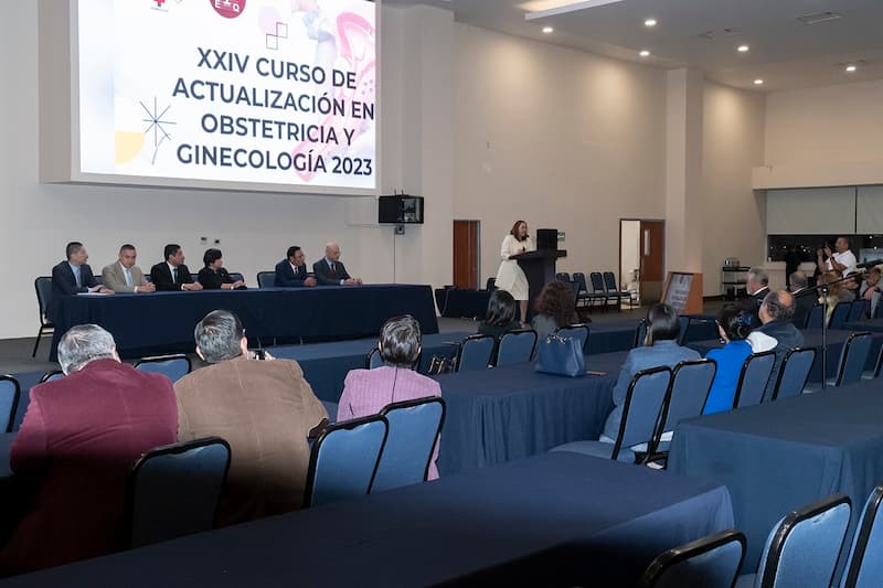 Colegio de Médicos Especialistas en Ginecología y Obstetricia de Querétaro tiene nuevo Consejo Directivo