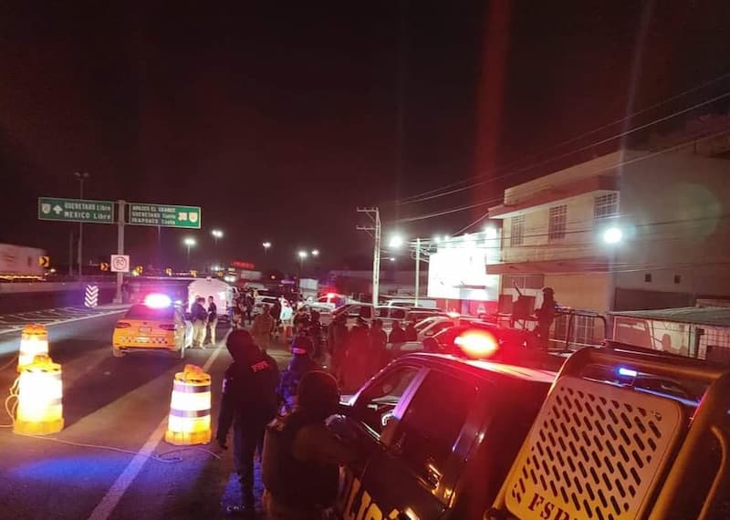 Grupo armado asesina a 8 personas en bar "El Estadio" en Apaseo el Grande