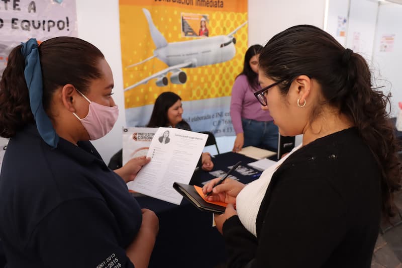 El gobierno estatal impulsa la Feria Nacional de Empleo para Mujeres en el municipio de San Juan del Río con más de 850 plazas vacantes ofrecidas por 41 empresas de la región