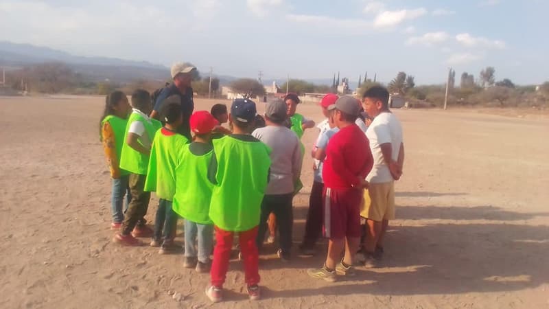 Se aparece la Virgen de Soriano a niños mientras jugaban fútbol