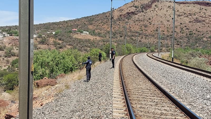 Aparentemente hay un detenido relacionado con estos hechos; intensa presencia de corporaciones policiacas en el lugar