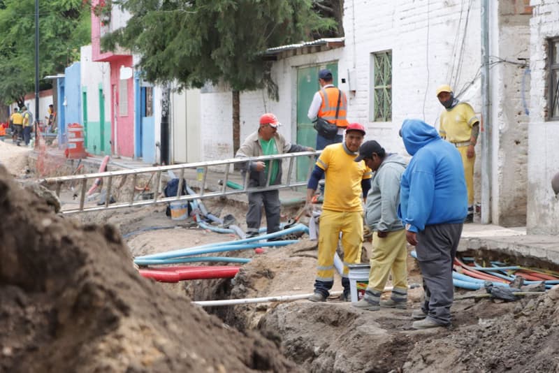 Alcalde Roberto Sosa, supervisa avances en obras públicas en el municipio de Corregidora 1