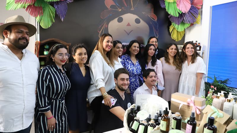 Erika Patricia Contreras Moreno, explicó que la agrupación "El Mercado de Granjas" es una iniciativa que promueve un estilo de vida y alimentación saludable