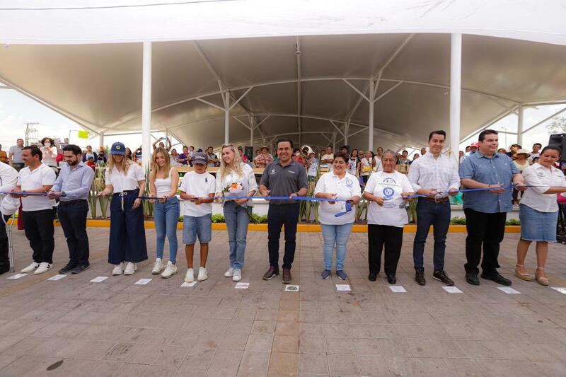 Luis Nava inaugura el Tianguis de Sombrerete, impulsando la economía local