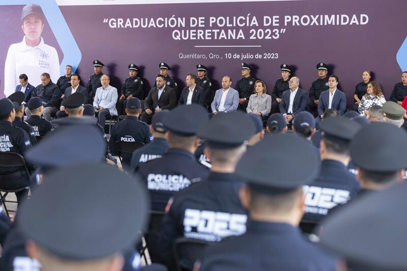 Graduación de 46 nuevos policías de proximidad encabezada por el Gobernador