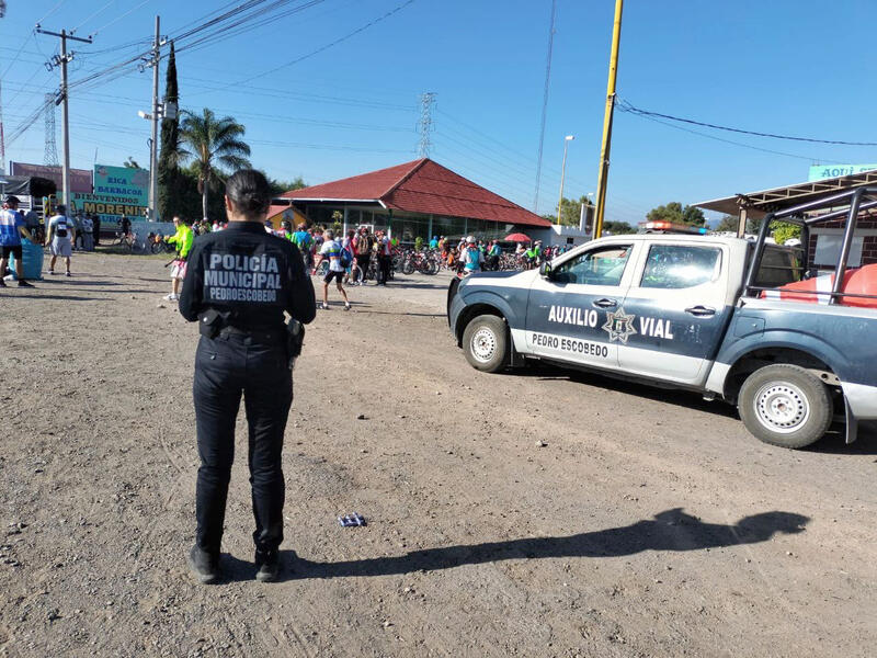 Peregrinas y peregrinos ciclistas avanzan al Tepeyac en Querétaro