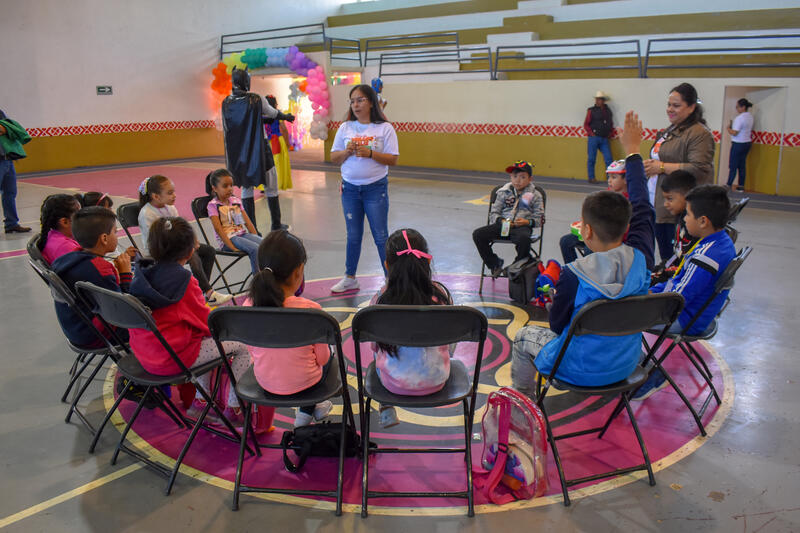 René Mejía da inicio al Curso de Verano Feliz 2023 en Amealco