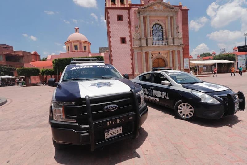 Entrega de Patrullas y Motocicletas refuerza la seguridad municipal en el estado de Querétaro 1
