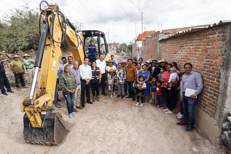 Inversión de más de 1.7 MDP en rehabilitación y ampliación de drenaje en Santa Rosa Xajay