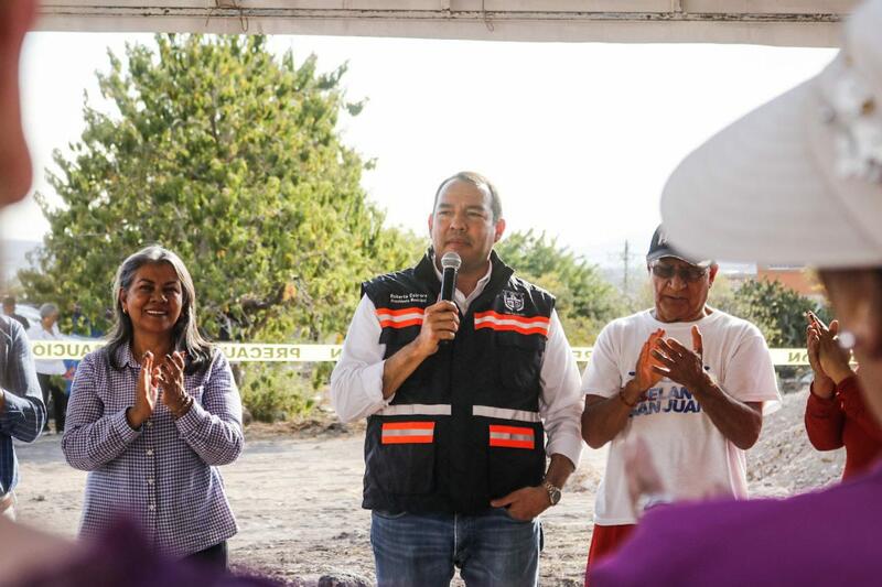 Roberto Cabrera entregó rehabilitación de calles en Colonia Doroteo Arango