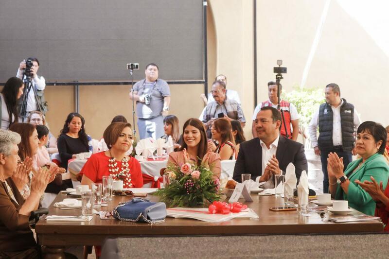 Roberto Cabrera resalta compromiso en el aniversario de Fundación Chabely