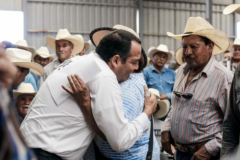 Realizaron entrega de 51 toneladas de semilla de avena a productores en San Juan del Río