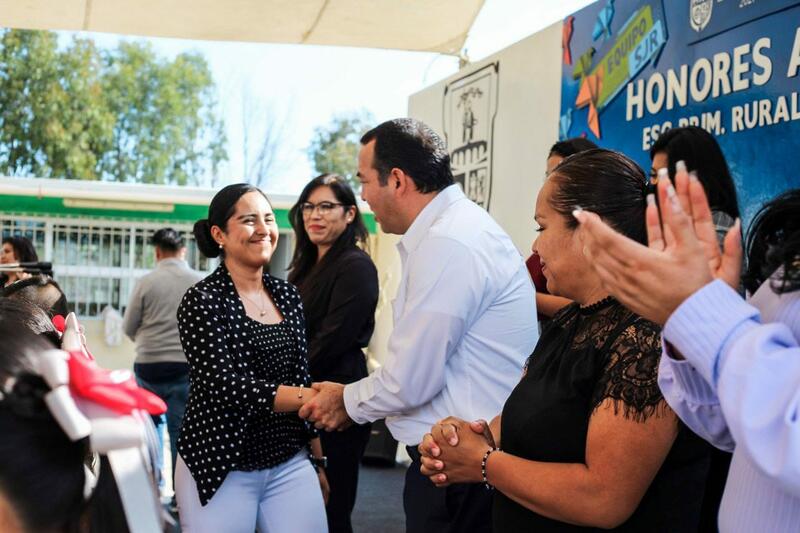 Municipio de San Juan del Río anuncia construcción de techumbre en primaria de San Miguel Arcángel