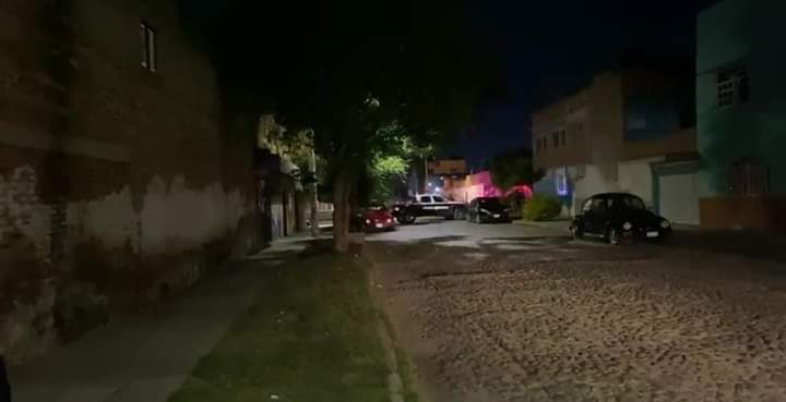 Muere mujer policía en enfrentamiento armado en Querétaro