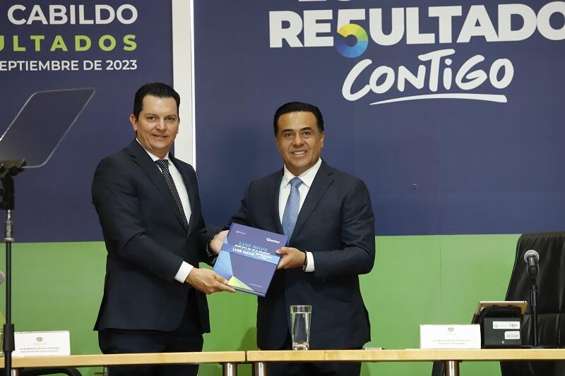 Luis Nava presenta su 5to informe de resultados en Querétaro