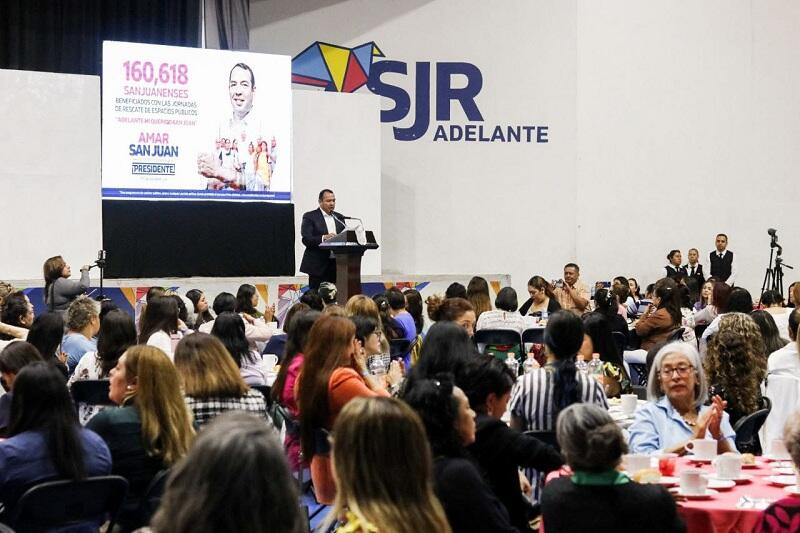 Roberto Cabrera dio inicio a su Segundo Informe de Gobierno enfocado en temas de mujer en San Juan del Río