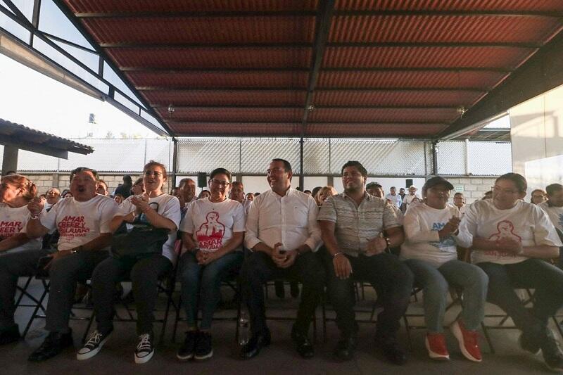 Roberto Cabrera se reúne con líderes de colonias de San Juan del Río y resalta logros 2 Roberto Cabrera se reúne con líderes de colonias de San Juan del Río y resalta logros