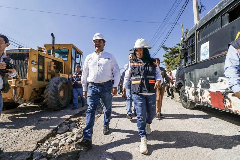 Roberto Cabrera supervisa y entrega bbras en San Juan del Río en su novena Jornada de Actividades