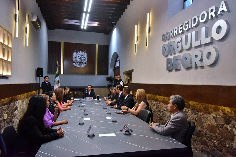 Roberto Sosa hizo entrega del informe de Gobierno al H. Ayuntamiento de Corregidora