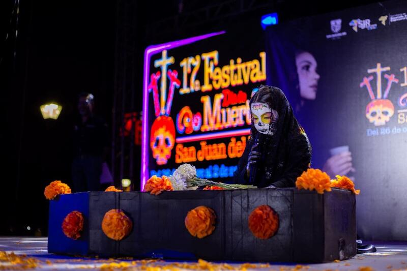 Festival de Día de Muertos de San Juan del Río premia a jóvenes talentos en disfraces