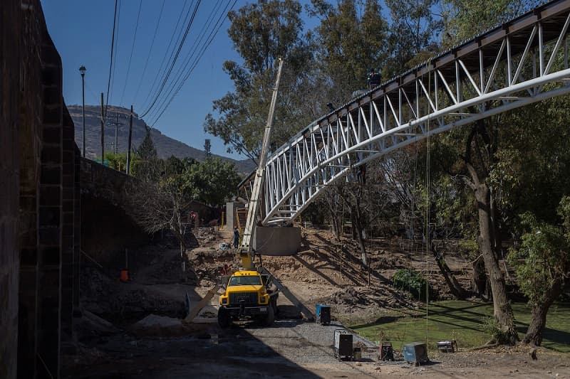 Desmantelamiento de puente paralelo al Puente de la Historia hasta 2024