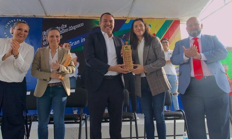 Roberto Cabrera celebró apertura de Escuela Club María Espinoza Taekwondo
