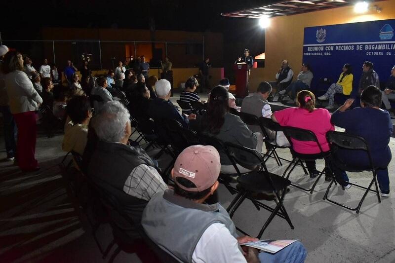 Roberto Sosa fortalece lazos con habitantes de Corregidora