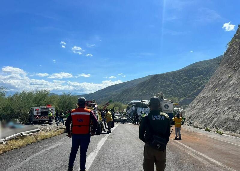 Fallecen 18 Migrantes en accidente en Oaxaca; INM asiste a víctimas