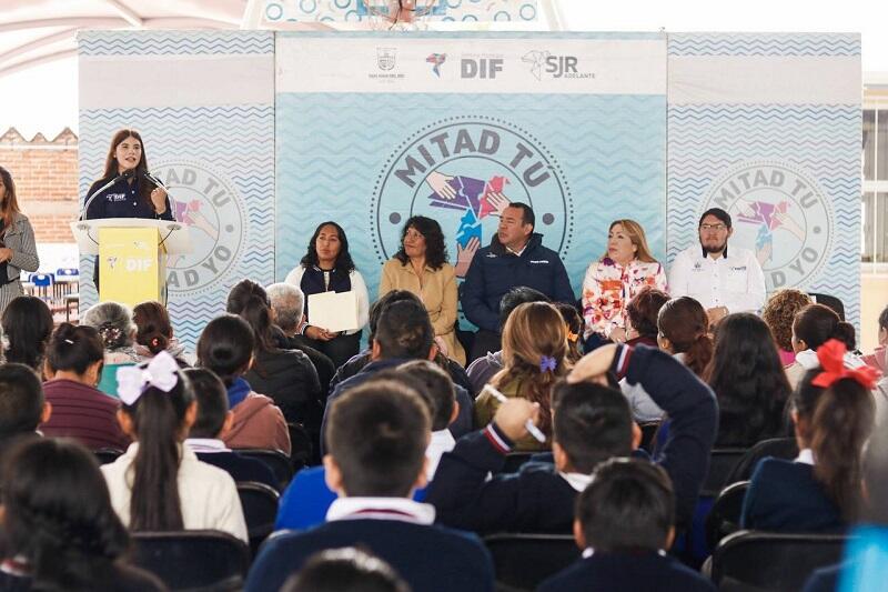 DIF Municipal de San Juan del Río apoya a primaria con el programa "Mitad Tú, Mitad Yo"