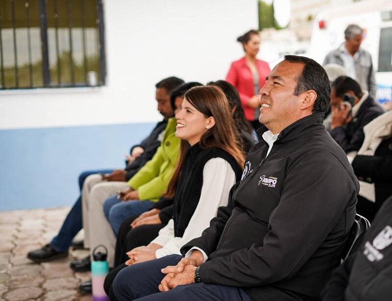 Inaugura municipio de San Juan del Río subdelegación de Santa Bárbara La Cueva