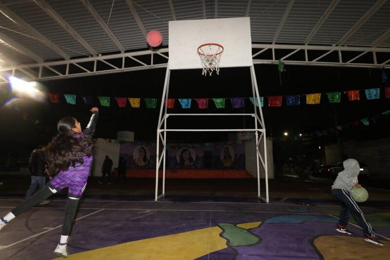 Inauguración del Mural Cultural en la Cancha 15 de Mayo por Roberto Cabrera en San Juan del Río