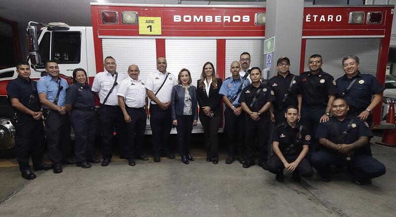 Lupita Murguía respalda a bomberos Querétaro