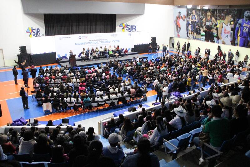 Más de mil mujeres en Querétaro impulsan su futuro con certificaciones del programa Contigo