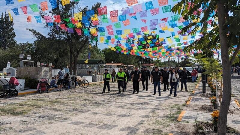 Panteones de Corregidora registraron más de 25 mil visitantes durante Día de Muertos