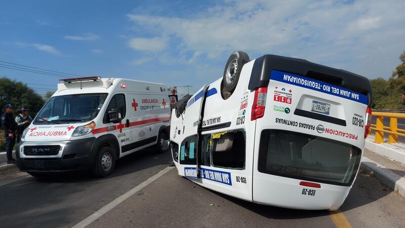 Accidente de transporte público en Tequisquiapan resulta en 7 heridos