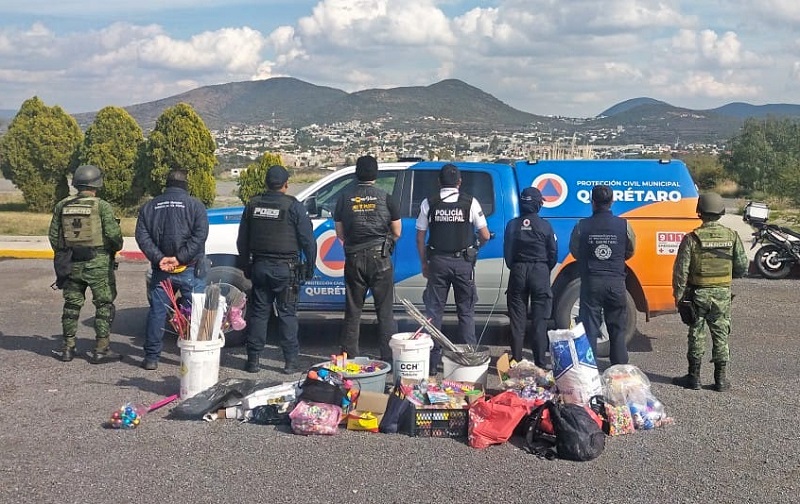 Decomiso exitoso de 3.2 toneladas de pirotecnia en Querétaro