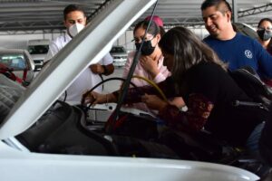 Corregidora celebra la graduación de 977 mujeres en talleres y cursos de empoderamiento