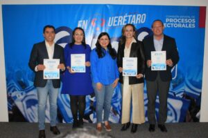 Germaín Garfias se registra como precandidato a Diputado Federal por el 2º Distrito San Juan del Río-Amealco