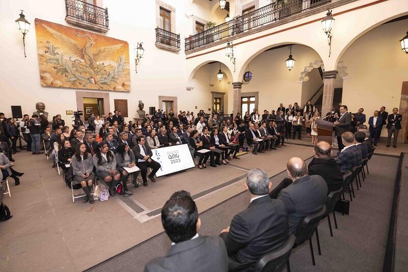 Entregan Premio al Mérito Empresarial 2023 en Querétaro