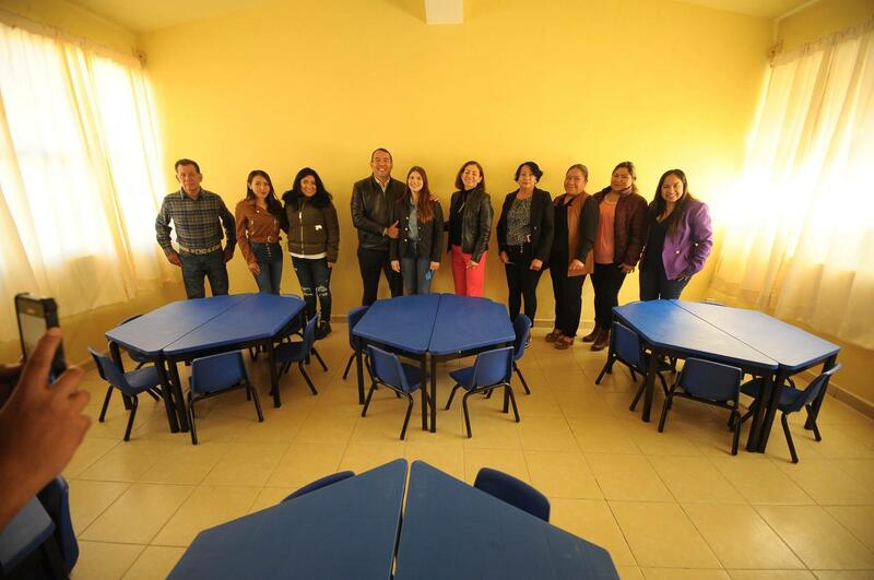 Georgina Sánchez y Roberto Cabrera inauguran aula y entregan equipo para Jardín de Niños en Palma de Romero