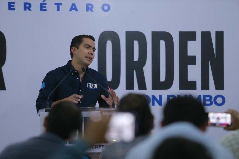 Felifer Macías impulsa la expansión del transporte gratuito en Querétaro