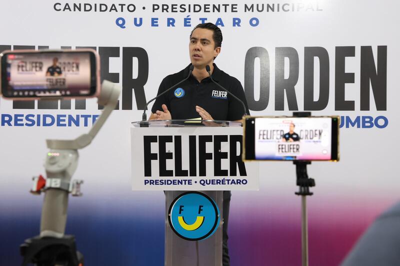 Felifer Macías propone revitalización del Centro Histórico de Querétaro