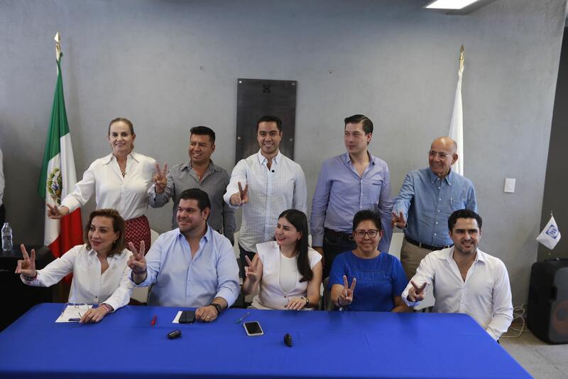 Felifer Macías da su respaldo al triunfo de Roberto Cabrera en San Juan del Río 1 Felifer Macías da su respaldo al triunfo de Roberto Cabrera en San Juan del Río
