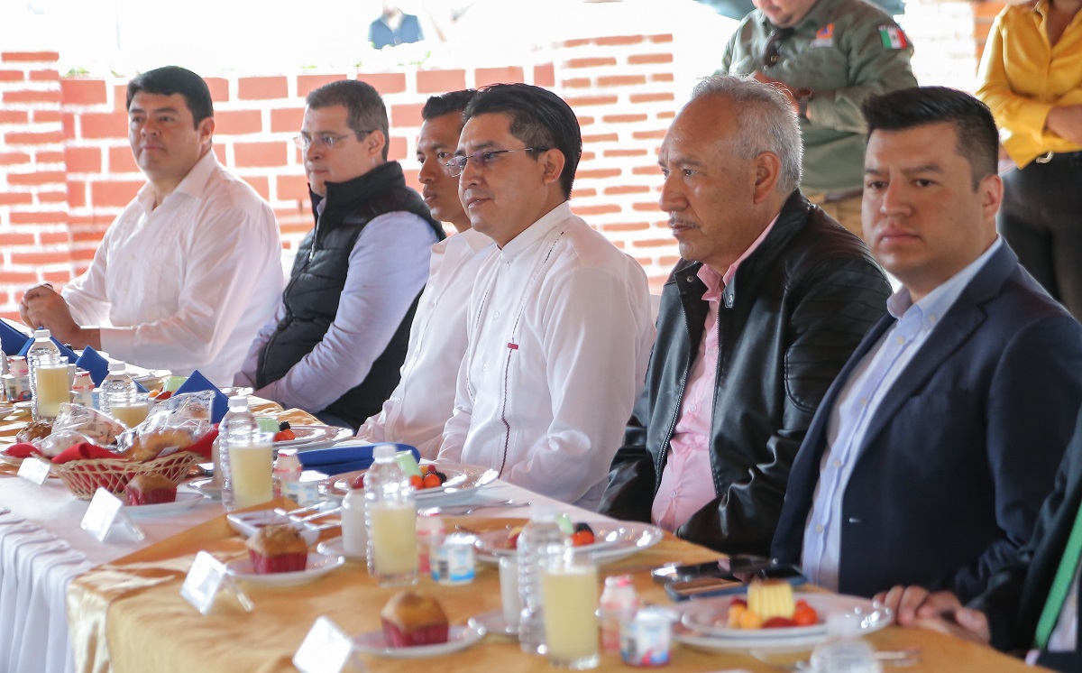 Autoridades y presidentes municipales electos coordinan esfuerzos para la seguridad en Querétaro 1 Autoridades y presidentes municipales electos coordinan esfuerzos para la seguridad en Querétaro