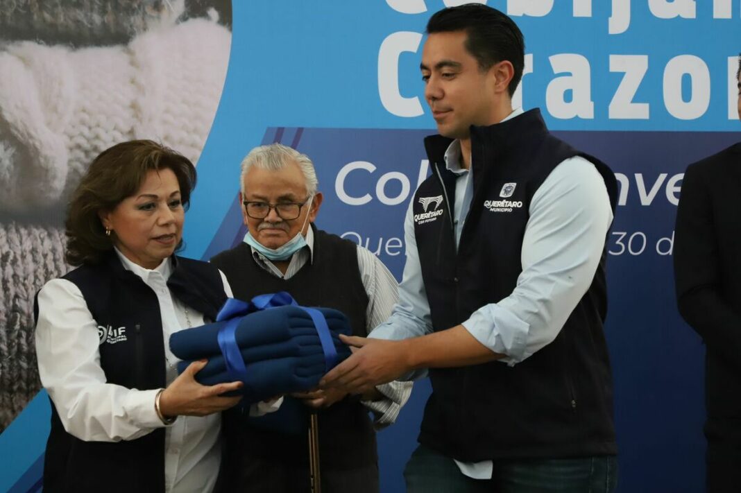 Arranca la colecta invernal 2024 “Cobijando Corazones” liderada por Felifer Macías y Adriana Olvera