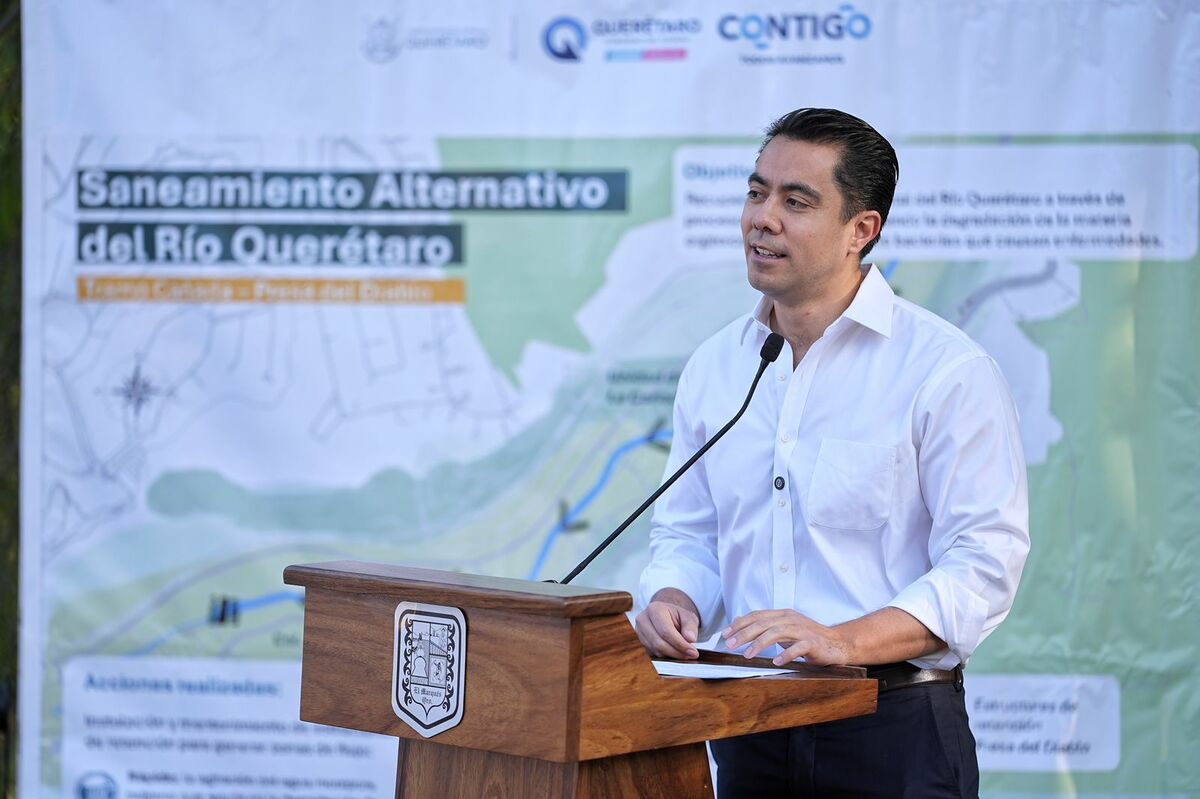 Apoyo de Felifer Macías y del municipio para el saneamiento del río Querétaro 1 Apoyo de Felifer Macías y del municipio para el saneamiento del río Querétaro