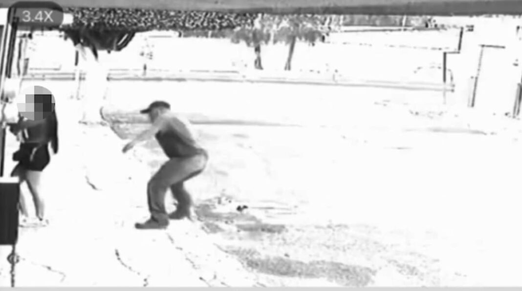 Repugnante ataque: Hombre muerde glúteo a una mujer que caminaba en Celaya